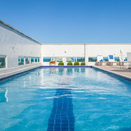Ramada By Wyndham Macae Hotel & Suites Bagian luar foto
