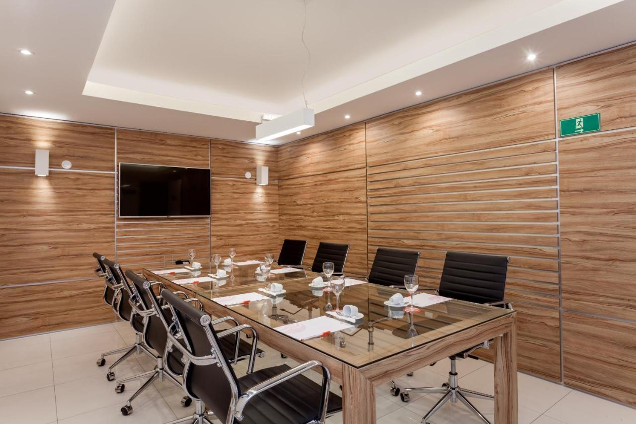 Ramada By Wyndham Macae Hotel & Suites Bagian luar foto
